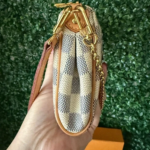 Louis Vuitton Damier Azur Eva Crossbody Bag Authentic - Picture 5 of 11